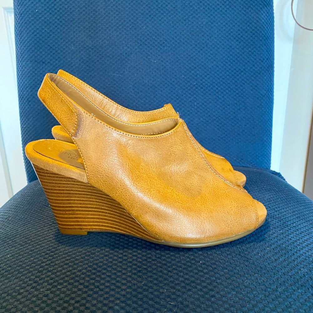 Aerosoles wedges